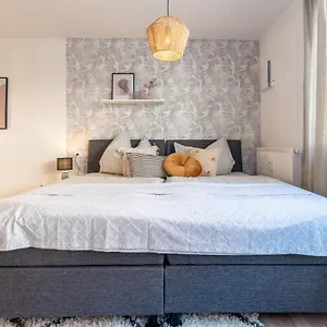https://neubusiness-apartmentmesse-airporttiefgarage.stuttgart-hotel.com