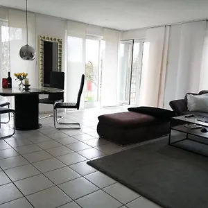 https://schicke-2-zimmer-wohnung-nah-an-stuttgart-messe-flughafen.stuttgart-hotel.com